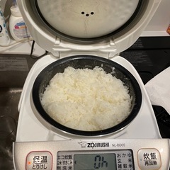 【受け渡し予定者確定】【ZOJIRUSHI】炊飯器
