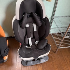 （引き取り先決まりました）チャイルドシート