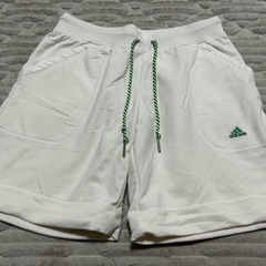 adidas KISS MARK レディース服セットの画像