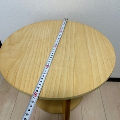 サイドテーブルの画像