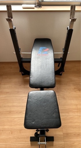 ベンチプレス　バーベルスタンド　ベンチ一体型