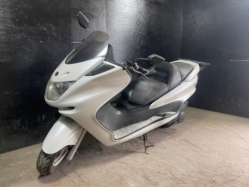 ★支払総額3.5万円★定休日なし！いつでも現車確認可能！ ヤマハ マジェスティC 白社外マフラー！フェンダーレス！社外ハンドル！