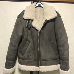 【ZARA ボアフライトジャケット】の画像