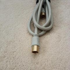 4cfm 2m F型ケーブルの画像