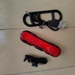 自転車充電式リアライトの画像