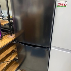 仙台市内トラック荷台渡し無料！ 学生 一人暮らし 2023アイリスオーヤマ 一人暮らし 中古 家電　 冷蔵庫 142L ブラック の画像