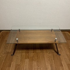 ガラステーブル