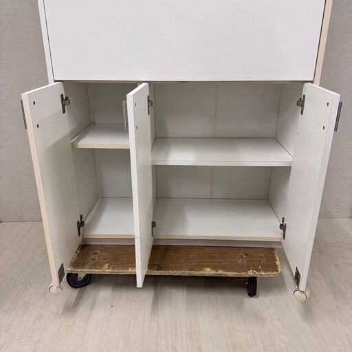  22530  フラップ扉付 食器棚 幅90.5cm    ◆大阪市内・東大阪市他 6,000円以上ご購入で無料配達いたします！◆ ※