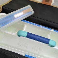 小学校で購入した、絵の具セットの画像