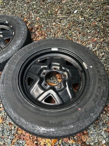 ジムニータイヤ　175/80R16　