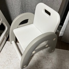 キッズテーブルセットの画像