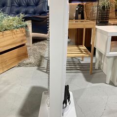【カーボンヒーター】XR-SF11 2022年 遠赤外線 490W 900W 切替可能 ～11畳 ダイヤル式 電気ヒーター 遠赤外線 暖房 速暖 首振り 2灯 コンパクト 足元 暖房器具 静音 省エネ 節電 の画像