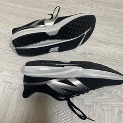 ニューバランス　フラッシュの画像