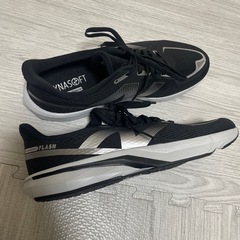 ニューバランス　フラッシュの画像