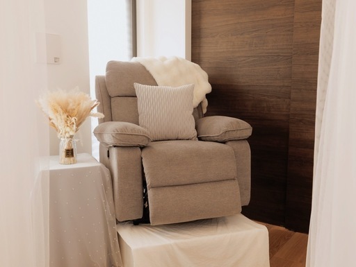 LOWYAリクライニングソファー