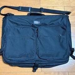 Jado ガーメントバッグ