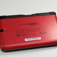 ニンテンドー3DS LL (SPR-001) おまけソフト付き！の画像