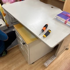 パソコンデスク