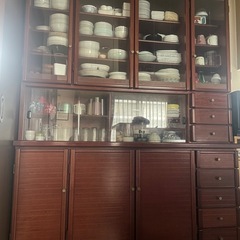 アンティーク食器棚