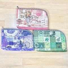 可愛いポーチinポーチの画像