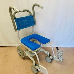 uchie ウチエ シャワーラク Ｕ型シート シャワーキャリー 入浴用車椅子 コンパクト 入浴補助 の画像