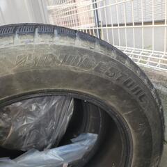 スタットレスタイヤの画像