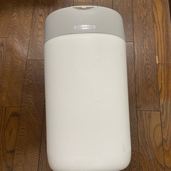 combiオムツポットの画像
