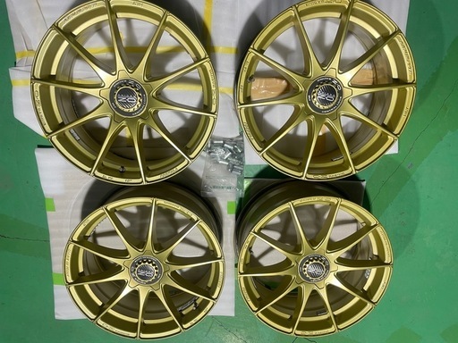 OZ racing フォーミュラHLT 18インチ4本セット 8J+48 PCD100(5H