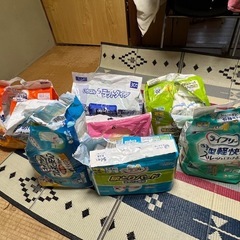  【お取引中】介護用紙おむつ7袋　　