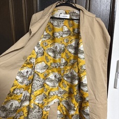 トレンチコート　Mサイズの画像