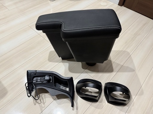 トヨタAQUA NHP10専用　収納3点セット
