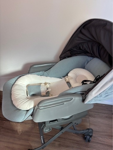 【価格交渉可】【美品】COMBI コンビ 電動ハイローチェア　ネムリラAUTO  SWING