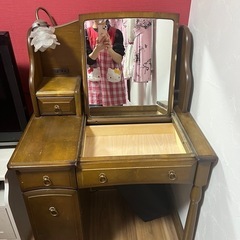 アンティーク　カントリー　ドレッサーの画像