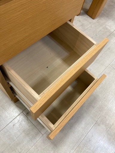 取りに来れる方限定！無印良品の４段チェストです！