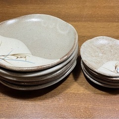 ⭐️食器　お皿大5枚　小5枚セット差し上げます