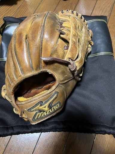 硬式用グローブ