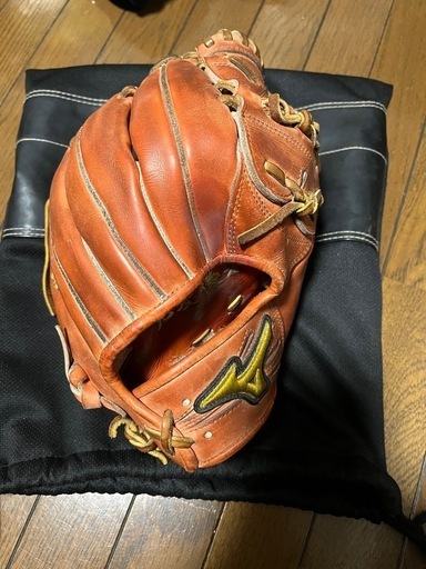 硬式用グローブ