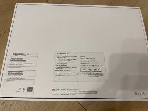 美品　MacBook Air 13インチ バッテリー新品交換済み
