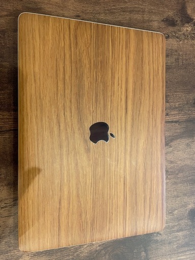 美品　MacBook Air 13インチ バッテリー新品交換済み