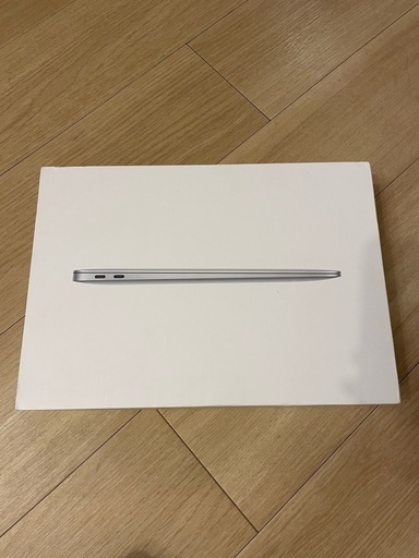 美品　MacBook Air 13インチ バッテリー新品交換済み