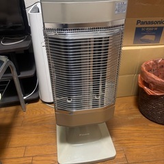 電気ヒーター
の画像