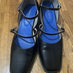 黒　パンプス　25センチ