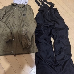 スキー　スノボ　ウェア　150cm  上下セット 