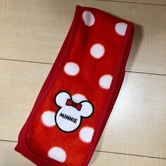 【女児】バニーちゃん帽子とミニーちゃんのマフラーの画像