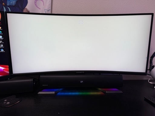 【取引中】ゲーミングモニター　GIGABYTE G34WQC A　