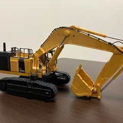 ジャンク京商 1/50 コマツPC1250-8 バンドA