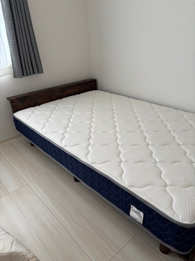 フランスベッドのネイビーセミダブル