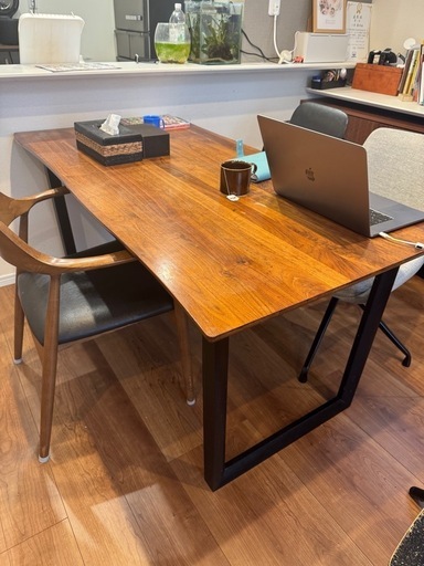 送料込み【おしゃれダイニングテーブル】ウォールナット×黒スチール脚　幅120cm おしゃれダイニングテーブル】ウォールナット×黒スチール脚 幅120cm