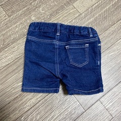 ベビー服　ズボンの画像