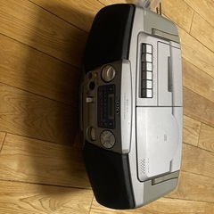 ラジカセ